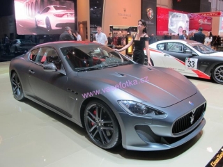 poster č.230065 Maserati Granturismo