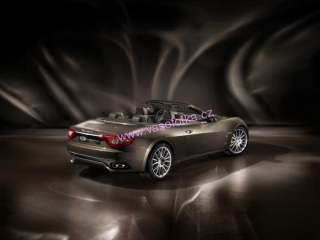 poster č.230185 Maserati Grancabrio